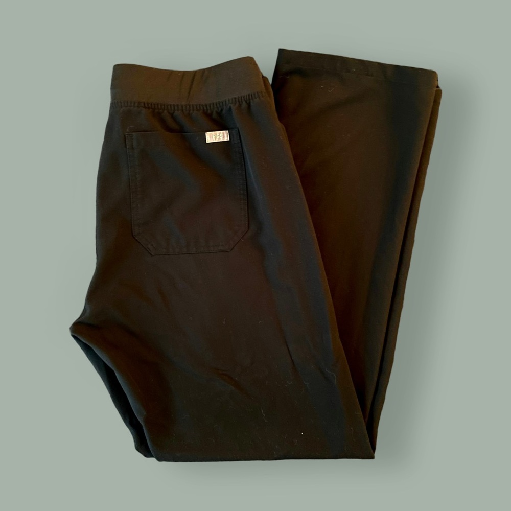FIGS Livingston basic scrub pant